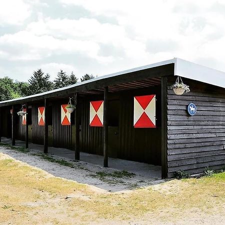 Sfeervol Chalet In Het Bos Nunspeet Εξωτερικό φωτογραφία