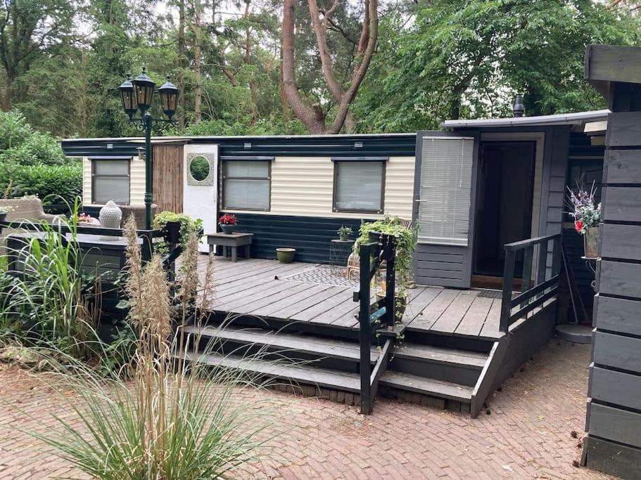 Sfeervol Chalet In Het Bos Nunspeet Εξωτερικό φωτογραφία